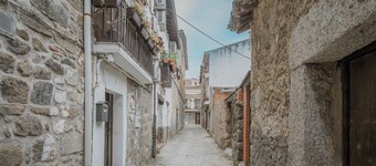 Country House 'La Pinara' with Balcony, Wi-Fi and Air Conditioning