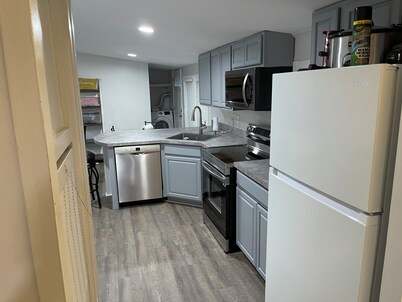 3-bedroom mobile home in fabulous Yemassee with WiFi, AC.