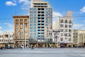 Exterior - KozyGuru | Sydney CBD | Funky Town (Haymarket)