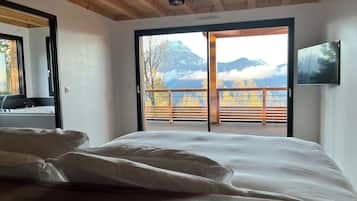 Suite de lujo, vistas a la montaña | Ropa de cama de alta calidad y colchones con acolchado adicional