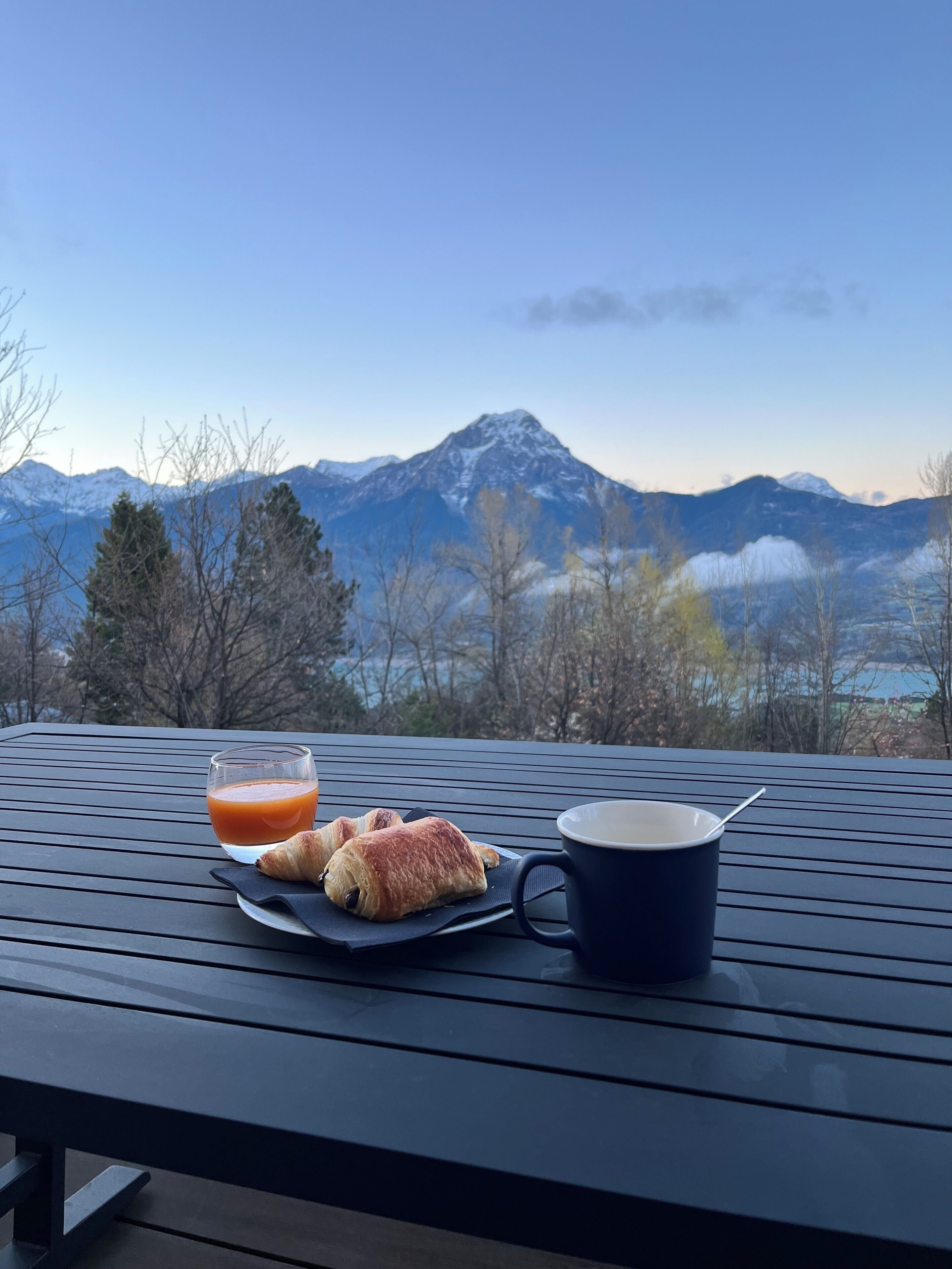 Petit déjeuner préparé à la commande compris tous les jours