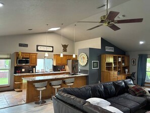 Una Smart TV, libros