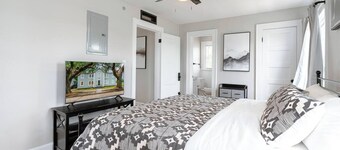 Cozy 1-bedroom apartment in lovely Mobile with WiFi, AC