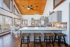 Fridge, microwave, oven, stovetop - Farmhouse on 160 Acres. Stocked Ponds, Firepits. Just 30 minutes from Tulsa! (Coweta)