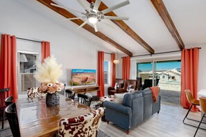 Fernseher, Videospiele, Stereoanlage