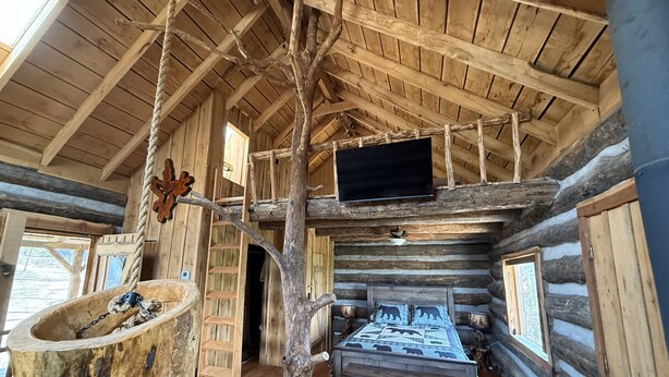 2 soverom, strykejern/-brett, reiseseng for barn og wi-fi (inkludert)