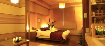 HOTEL SOLA  – Adults Only