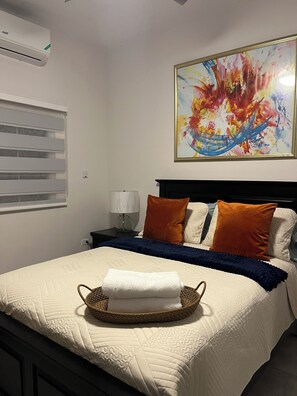 3 chambres, fer et planche à repasser, accès au Wi-Fi (inclus)