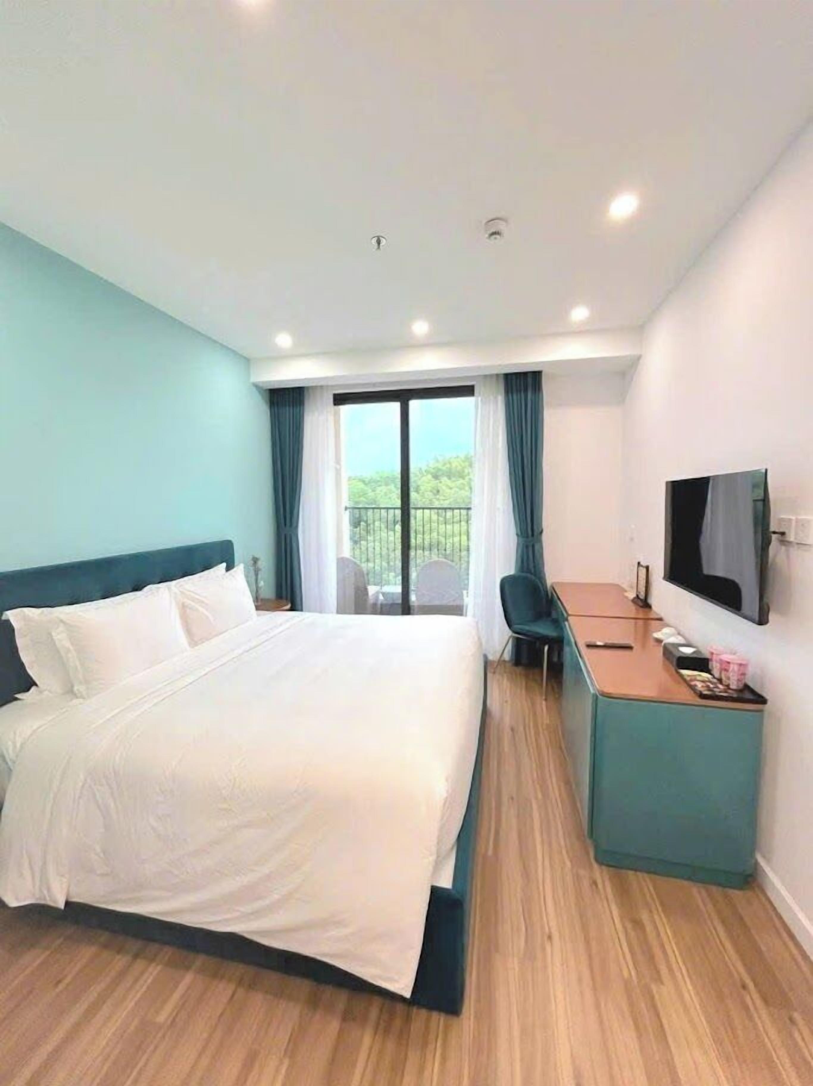 Apartment, City View