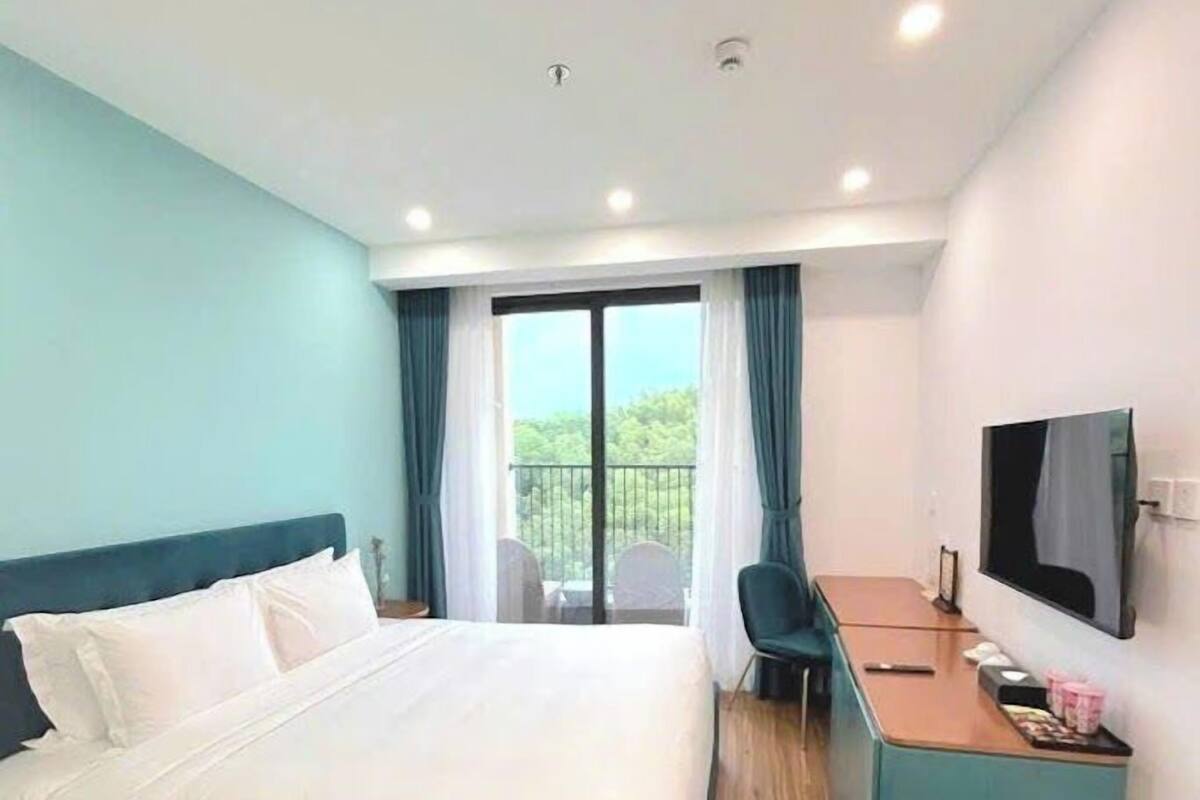 Apartment, City View