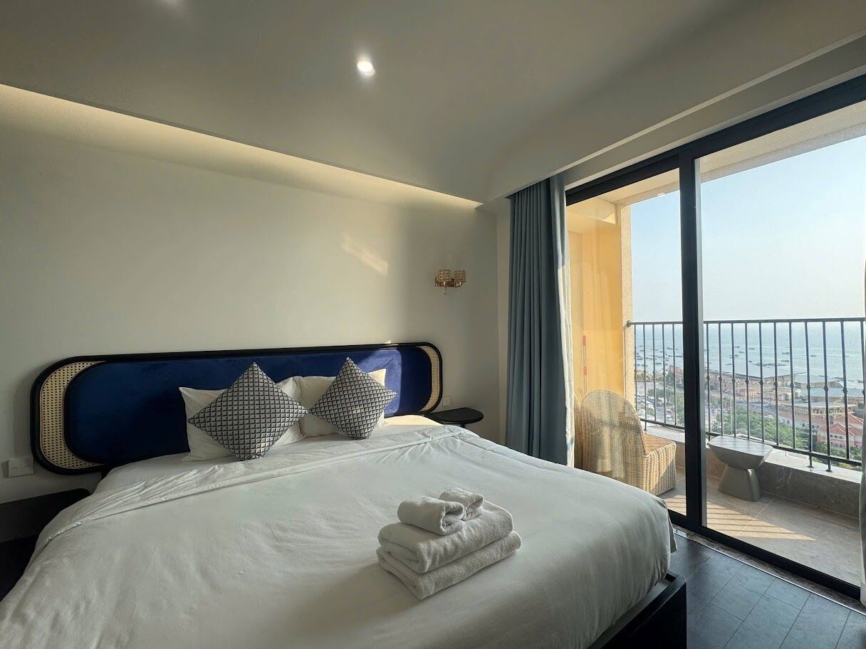 Family Triple Room, Sea View | In-room safe, desk, iron/ironing board, free WiFi