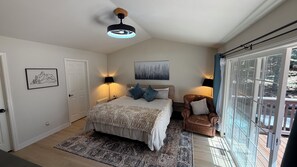 4 bedrooms, WiFi, bed sheets