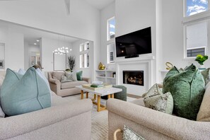 スマートテレビ、暖炉