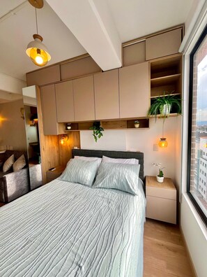 1 多间卧室、熨斗/熨衣板、WiFi、床单