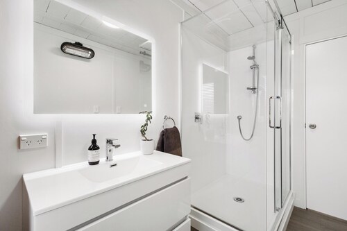 Bunker 2 "Urban meets Rustic"