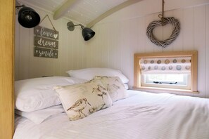 1 quarto, roupa de cama