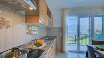 Køleskab, ovn, kogeplade, opvaskemaskine