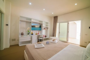 1 bedroom, free WiFi, bed sheets