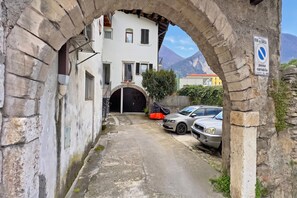 Property grounds - Appartamento Dei Tigli, Riva del Garda, Italy (Riva del Garda)