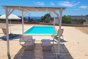 Pool - Villa Pescoluse with Pool and Sea View, Salve, Italy (Salve)