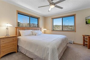 3 bedrooms, WiFi, bed sheets