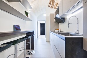 Fridge, oven, stovetop, dishwasher - Chapeau Apartment - Lecce Selection (Squinzano)