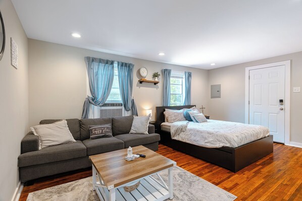 مكواة/لوح كي وواي فاي وملاءات أسرّة