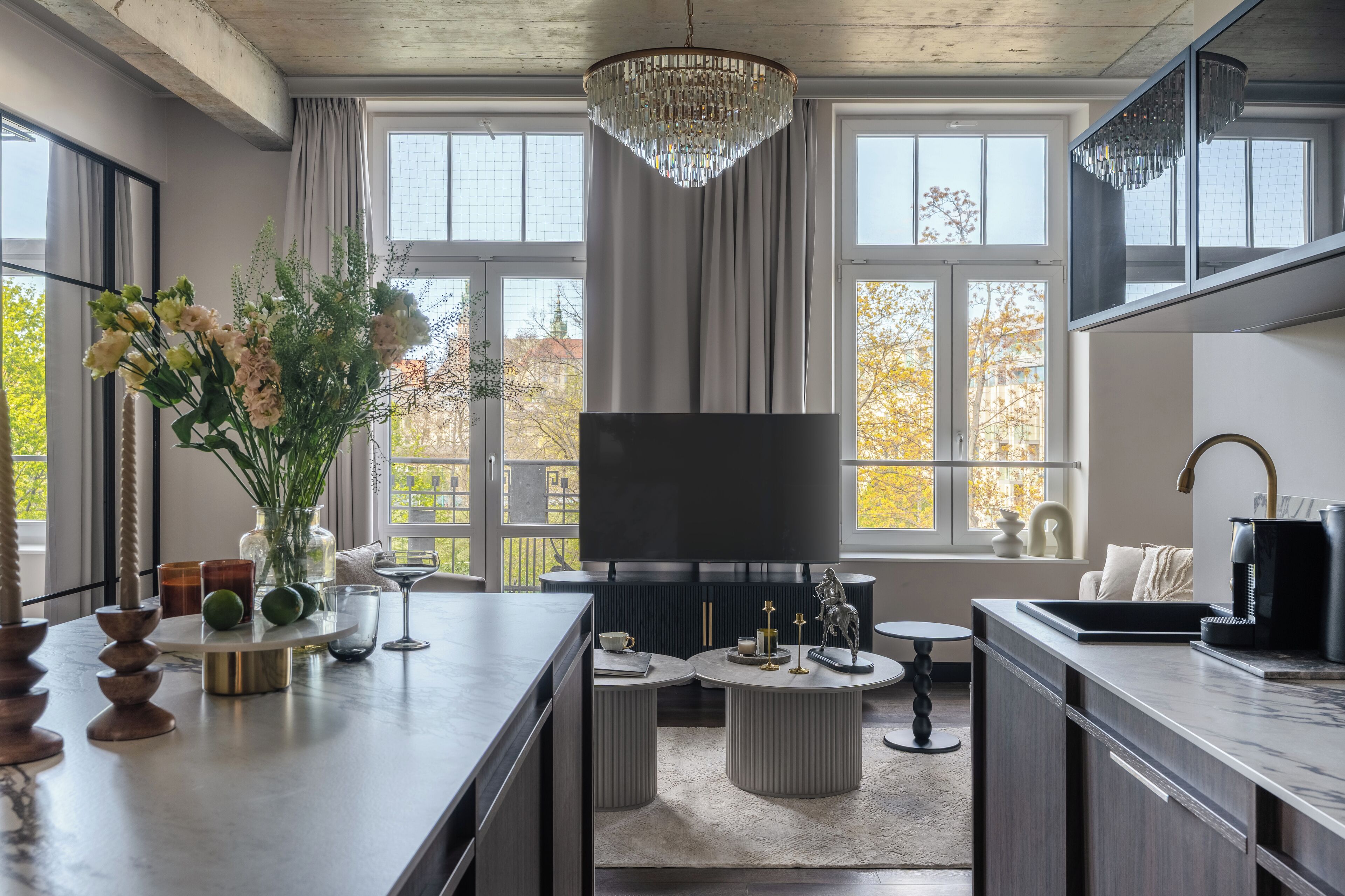 Grand Penthouse, Balcony, City View | Private kitchenette