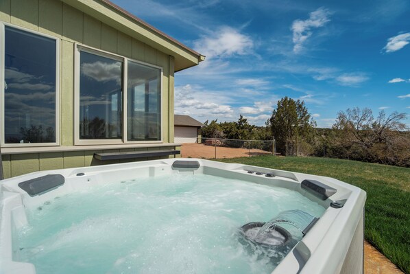 House, Mountain View | Private spa tub - Sunset Ridge (Penrose)