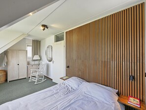 3 bedrooms, Internet