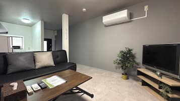 Comfort Villa, Non Smoking | 1 bedroom, blackout drapes, free WiFi, bed sheets