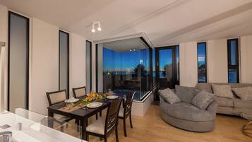 Villa, Balcony | In-room dining