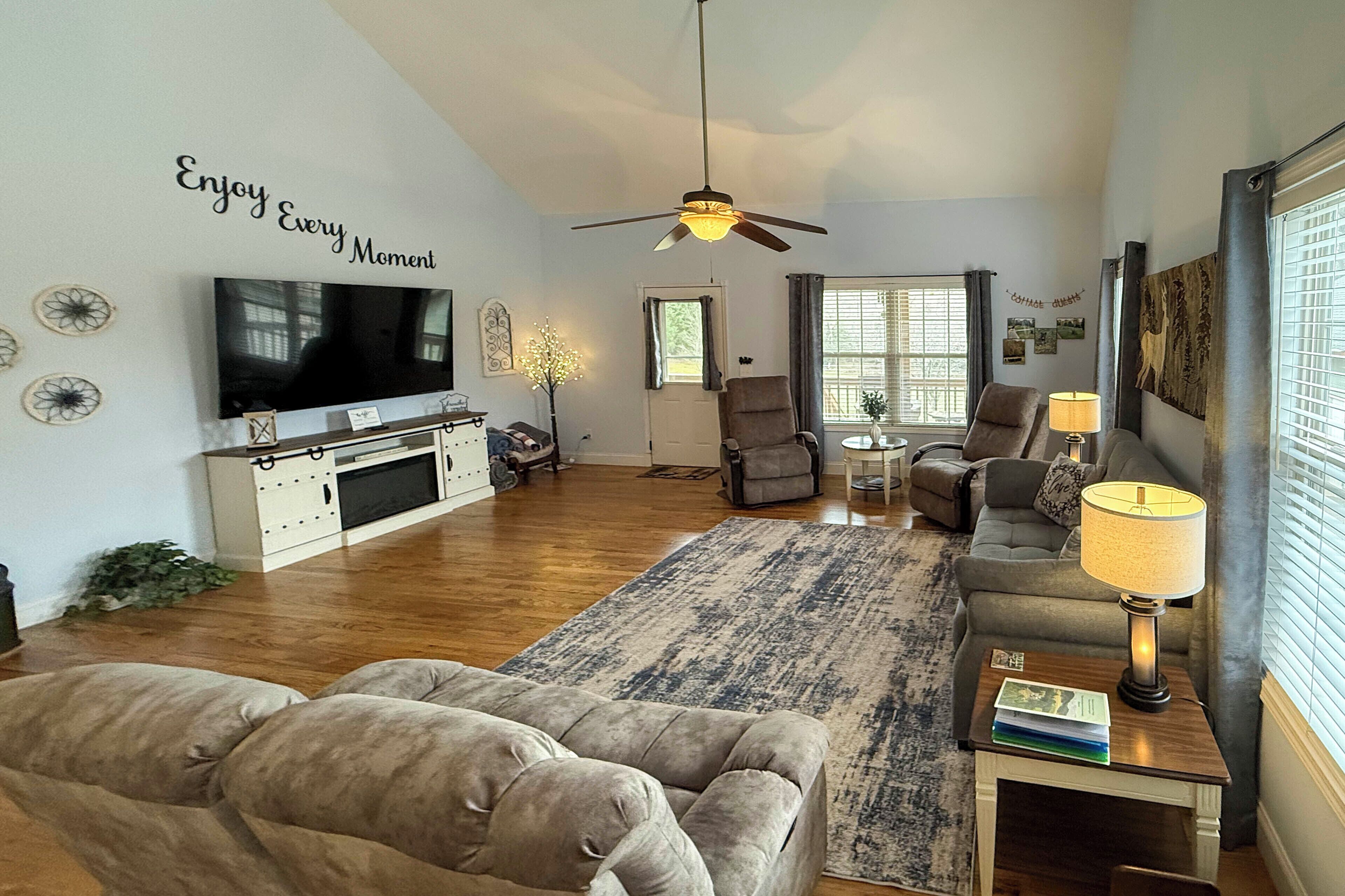 3 Mi To Hiawassee: 'Berry Cute Country Cottage' - Georgia, GA