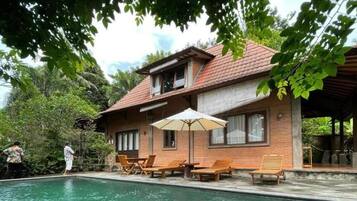 Superior Villa, 2 Bedrooms, Kitchen | Soundproofing, free WiFi