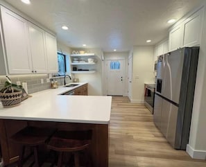 Microwave, oven, stovetop, dishwasher
