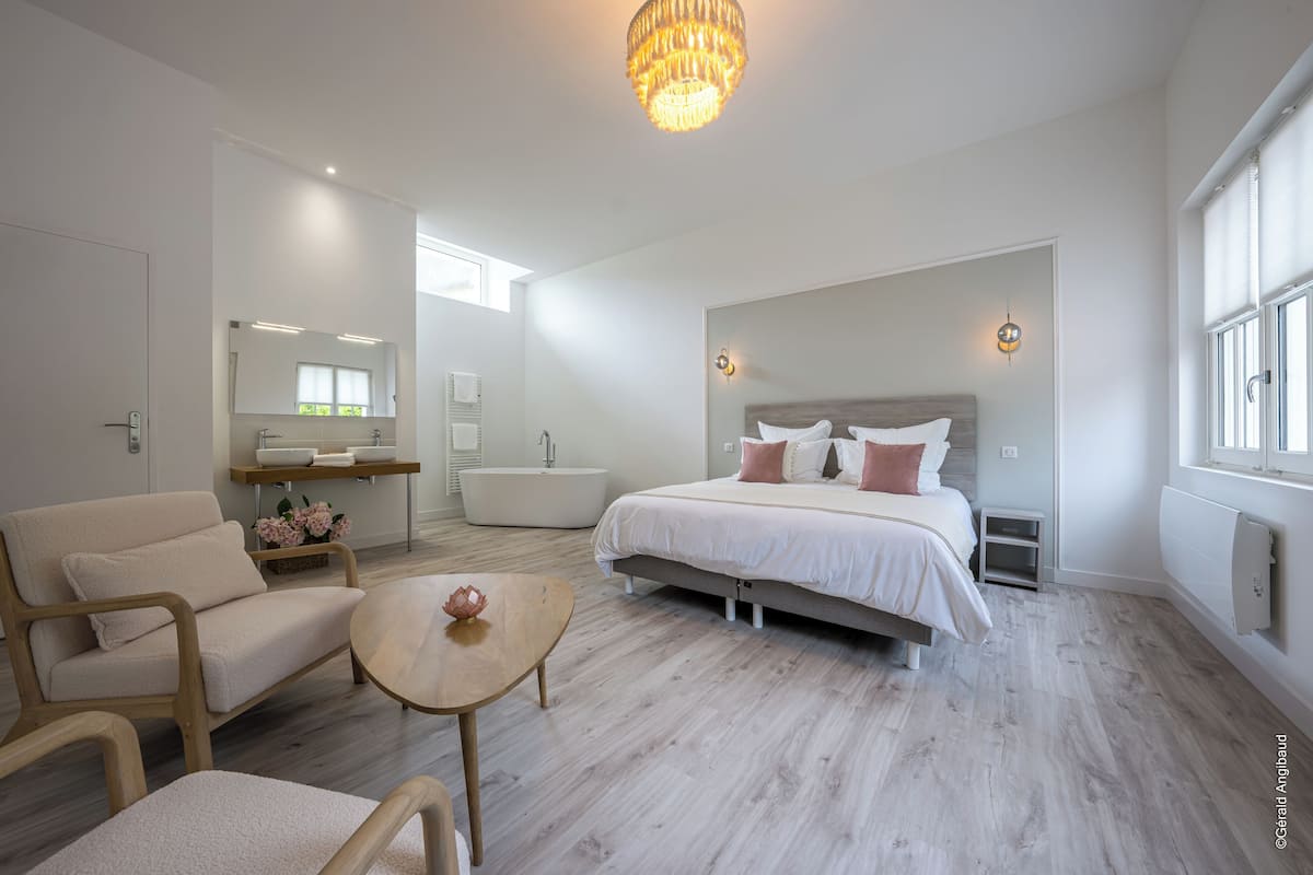 Romantic Double Room, Park View