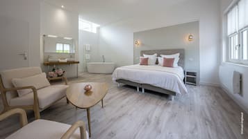 Romantic Double Room, Park View | Free WiFi