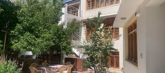 Ser-Dung Guest House