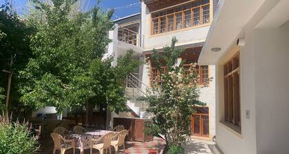 Ser-Dung Guest House
