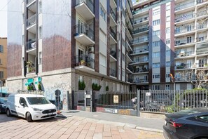 Exterior - GuestHost - Cozy Studio Apartment Tortona Milan (Milan)