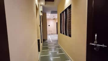 Standard Double Room | Living area
