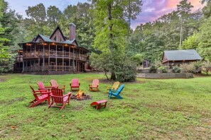 Property grounds - Mountain Pooladise | Blue Ridge, Ga (Epworth)