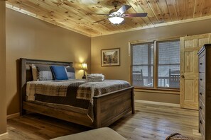 4 chambres, fer et planche à repasser, Wi-Fi gratuit, draps fournis