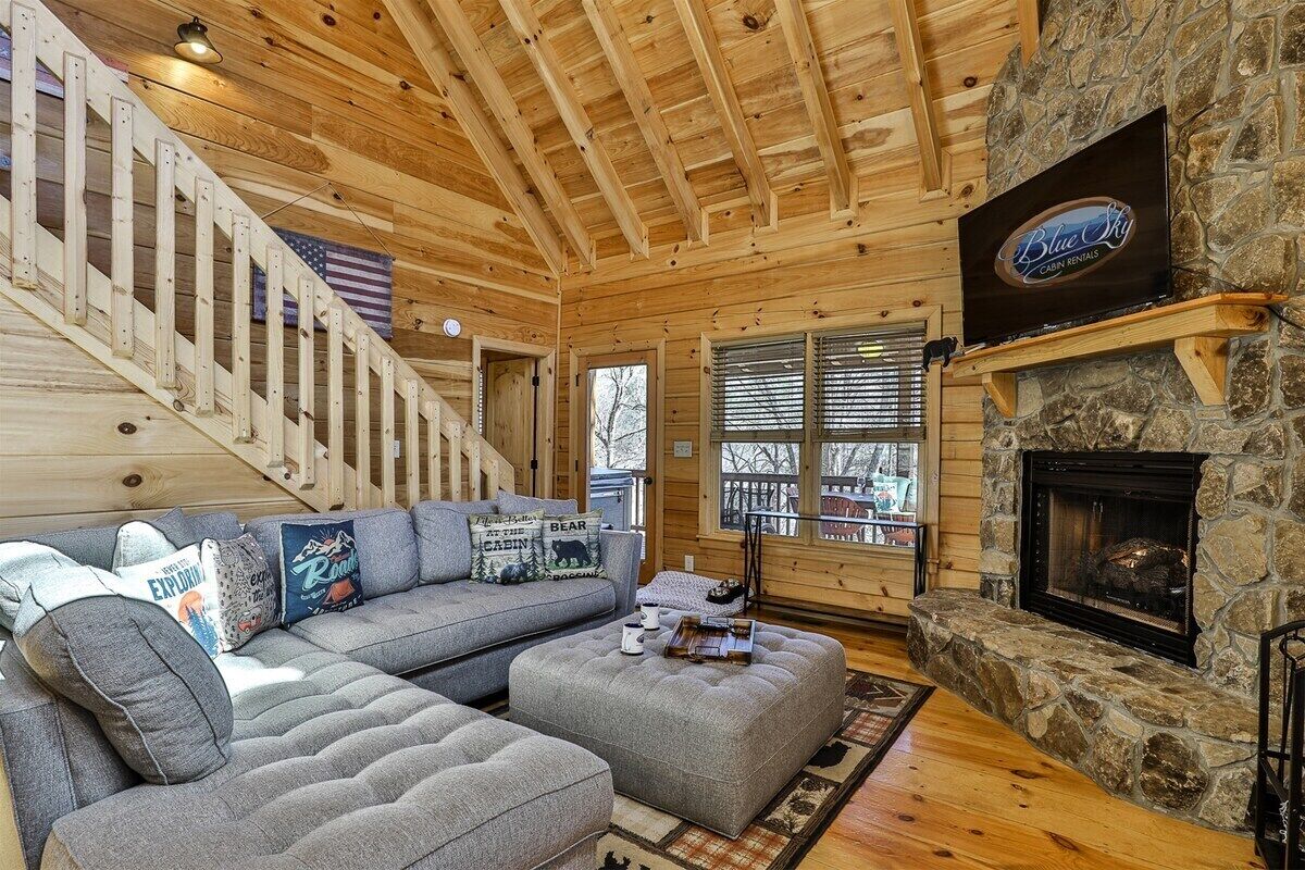 Smart TV, fireplace, video games