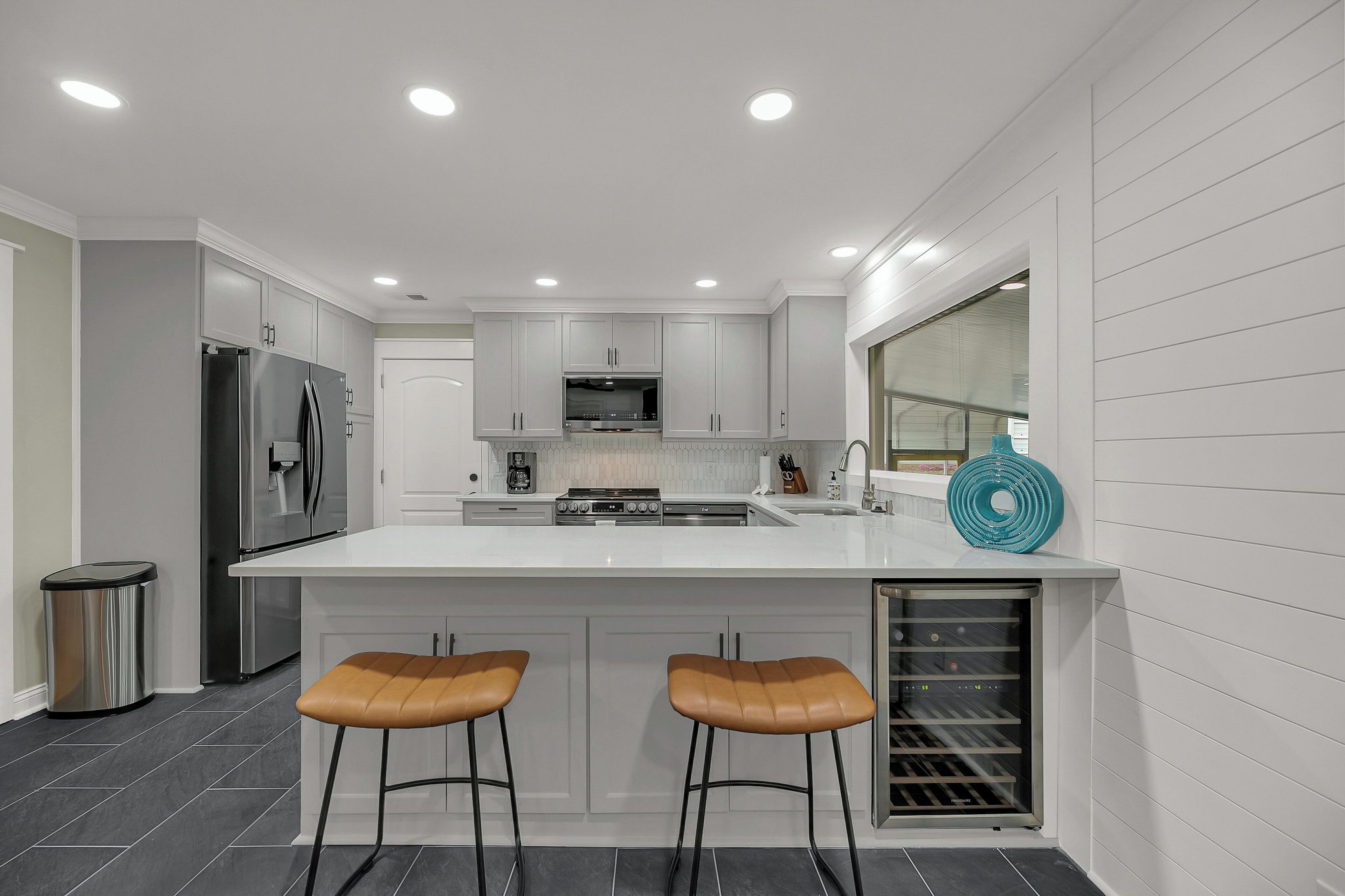 冰箱、微波炉、炉灶、洗碗机