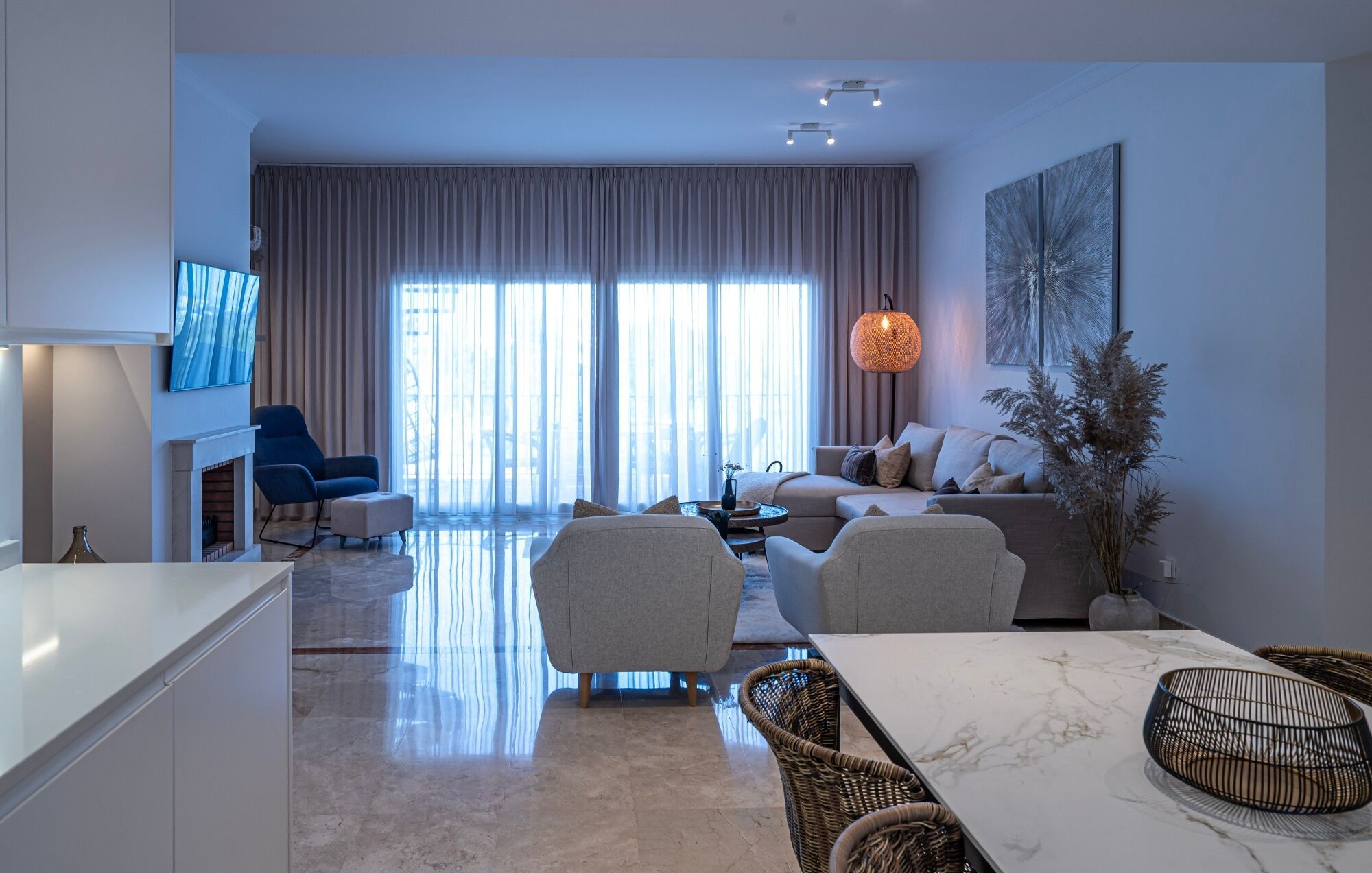 Serene Hideaway, Luxurious 2-bedroom Penthouse Apartment In The Exclusive Paraiso Pueblo - Costa del Sol