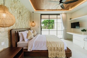 4 bedrooms, in-room safe, free WiFi, bed sheets