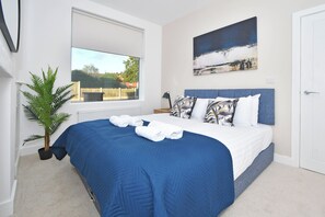 3 bedrooms, iron/ironing board, free WiFi