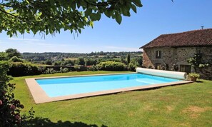 Outdoor pool, a heated pool - Gmte de France 6 People (Condat-sur-Vienne)