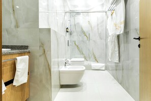 Executive Suite, Lanai, City View | In-room safe, desk, laptop workspace, blackout drapes - Mardan Hotel (Shymkent)